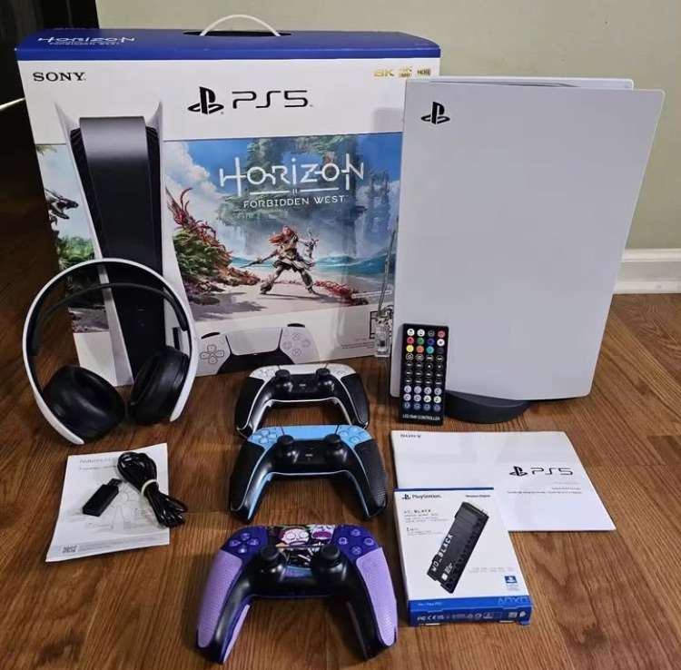 PS5 500GB toute neuve