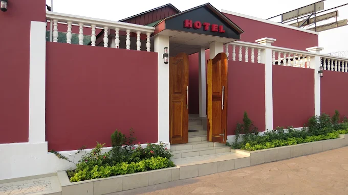 HOTEL PACIFIC